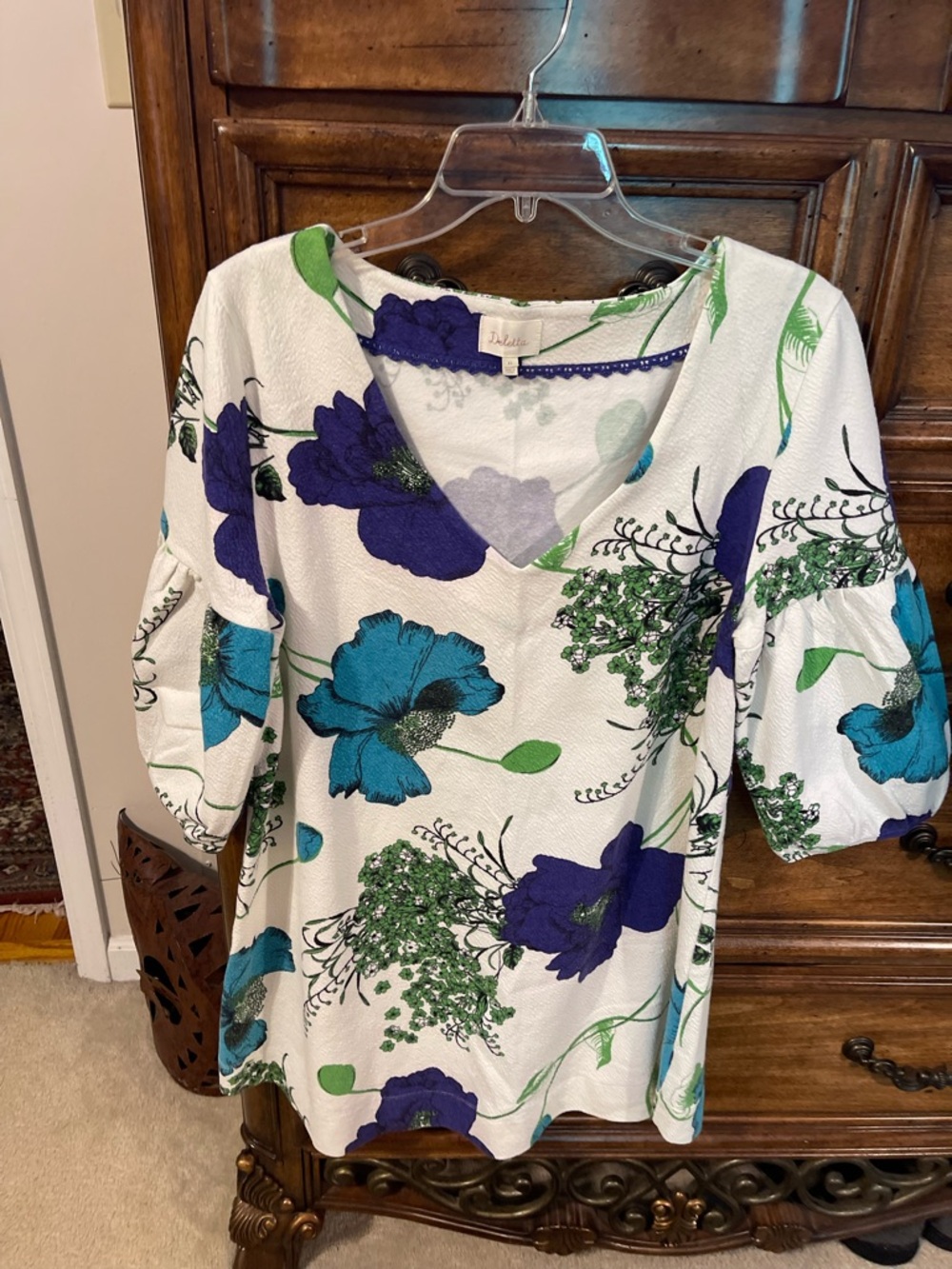 Deletta White Floral V-Neck Puff Sleeve Tunic - Blue & Purple